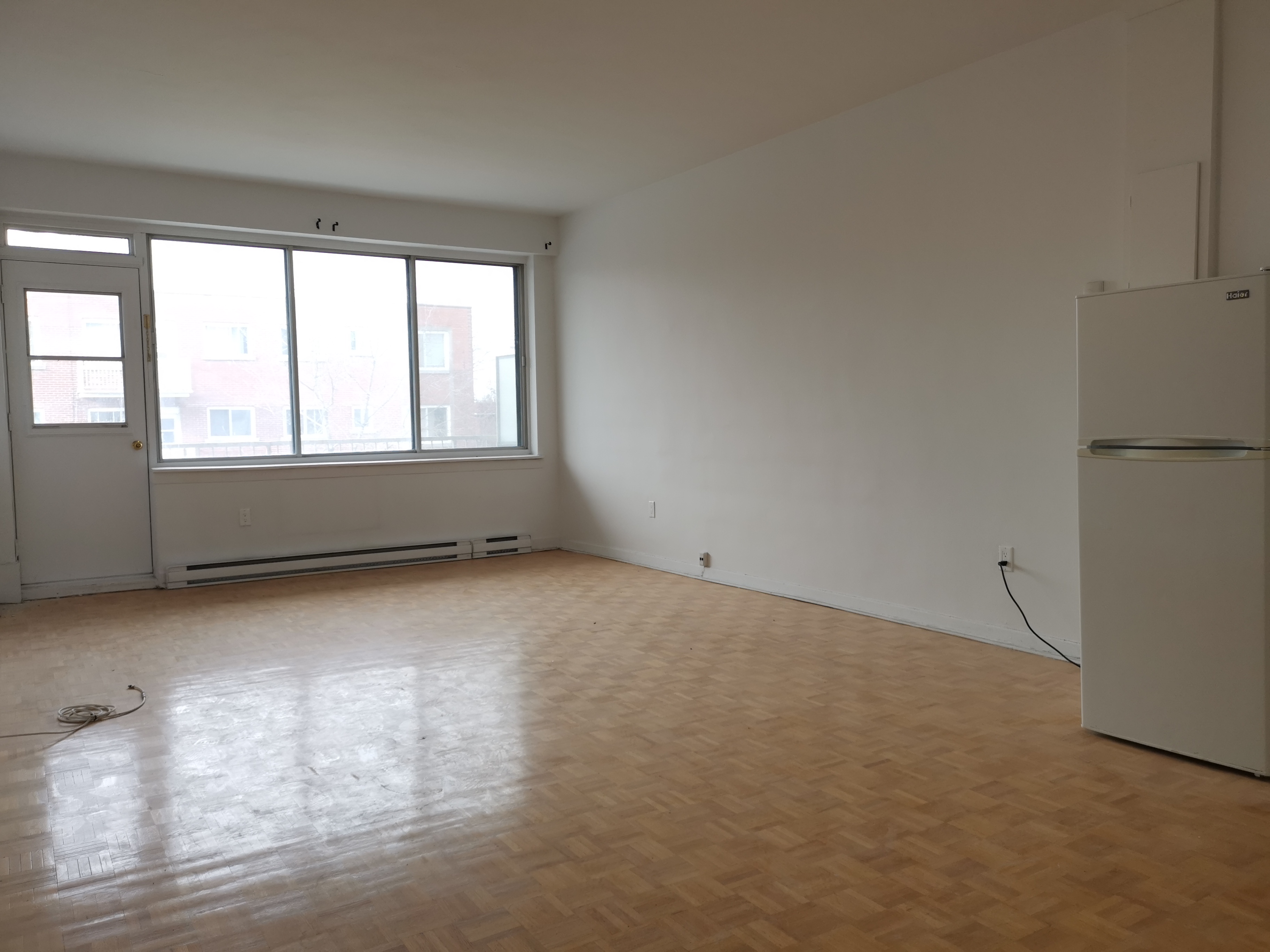 Guiker 6380 avenue Somerled, Montreal 116165