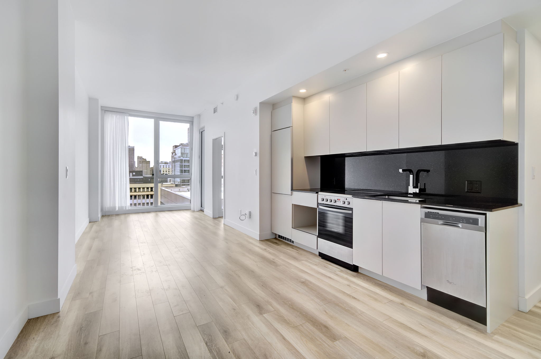 Guiker 2061 rue Stanley, Montreal 119792