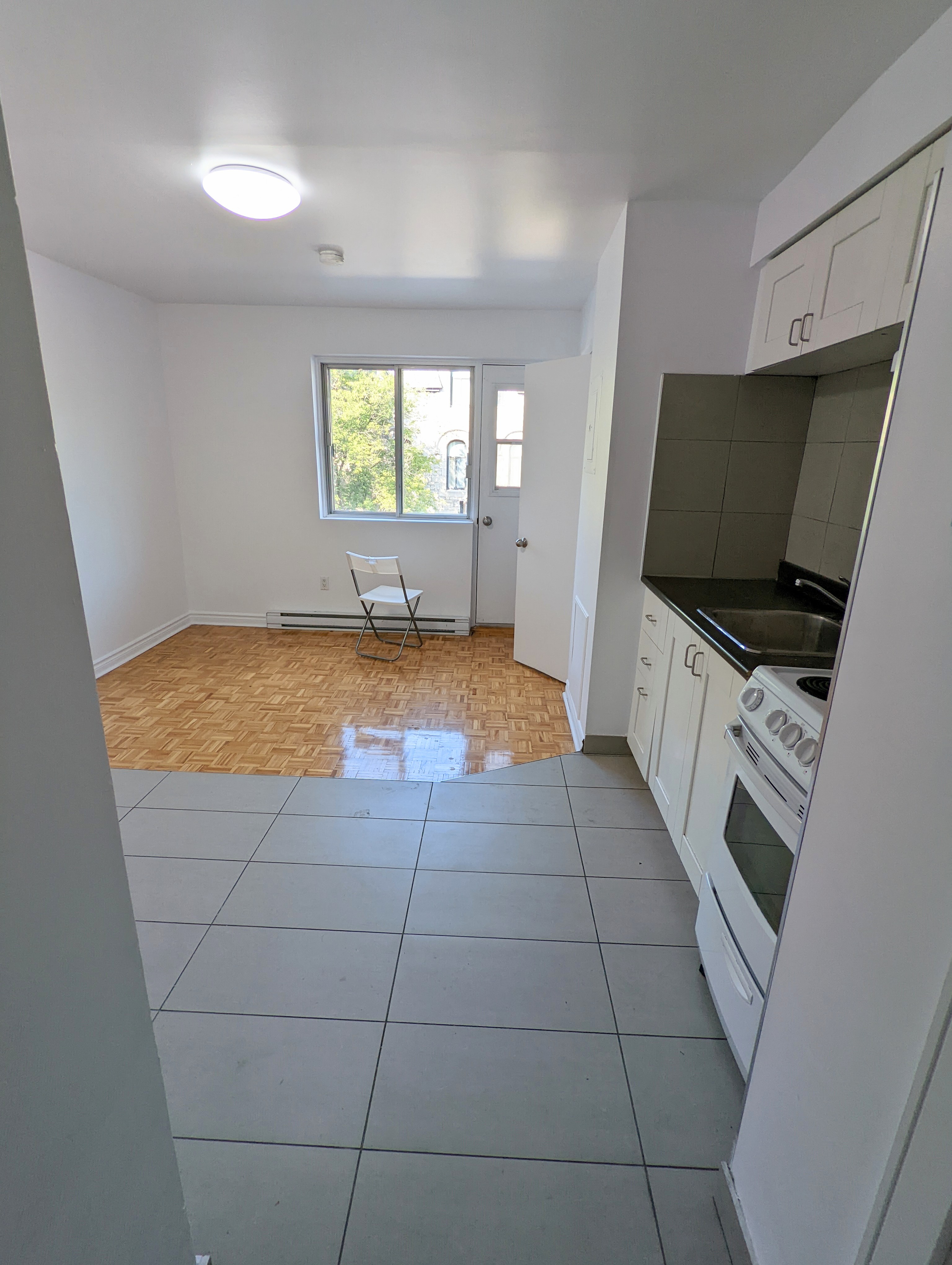 Guiker 1240 rue du Fort, Montreal 120939
