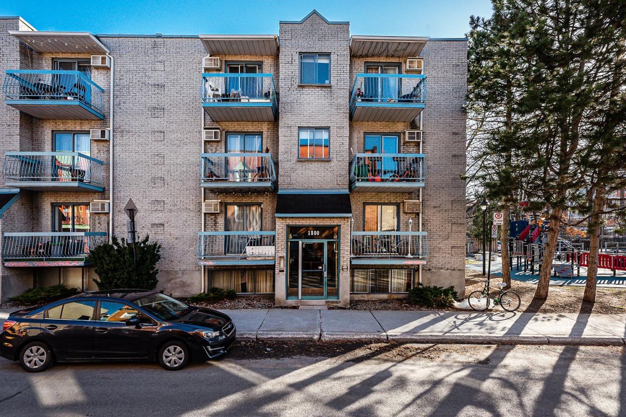 Guiker 1000 Rue de la commune est, Montreal 34581