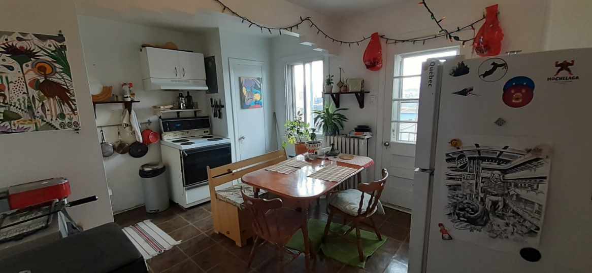 Guiker 2398 boulevard PieIX, Montreal 36233